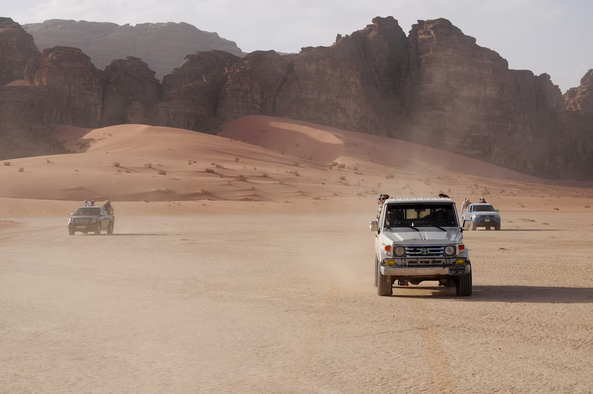 Amman Airport ⇄ Petra Transfer